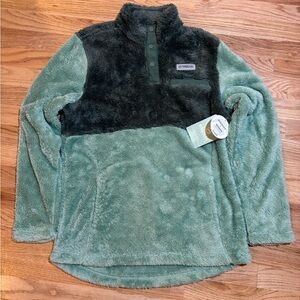 NWT-Magellan Outdoors Classic Fit Pullover - Green and Dark Green
